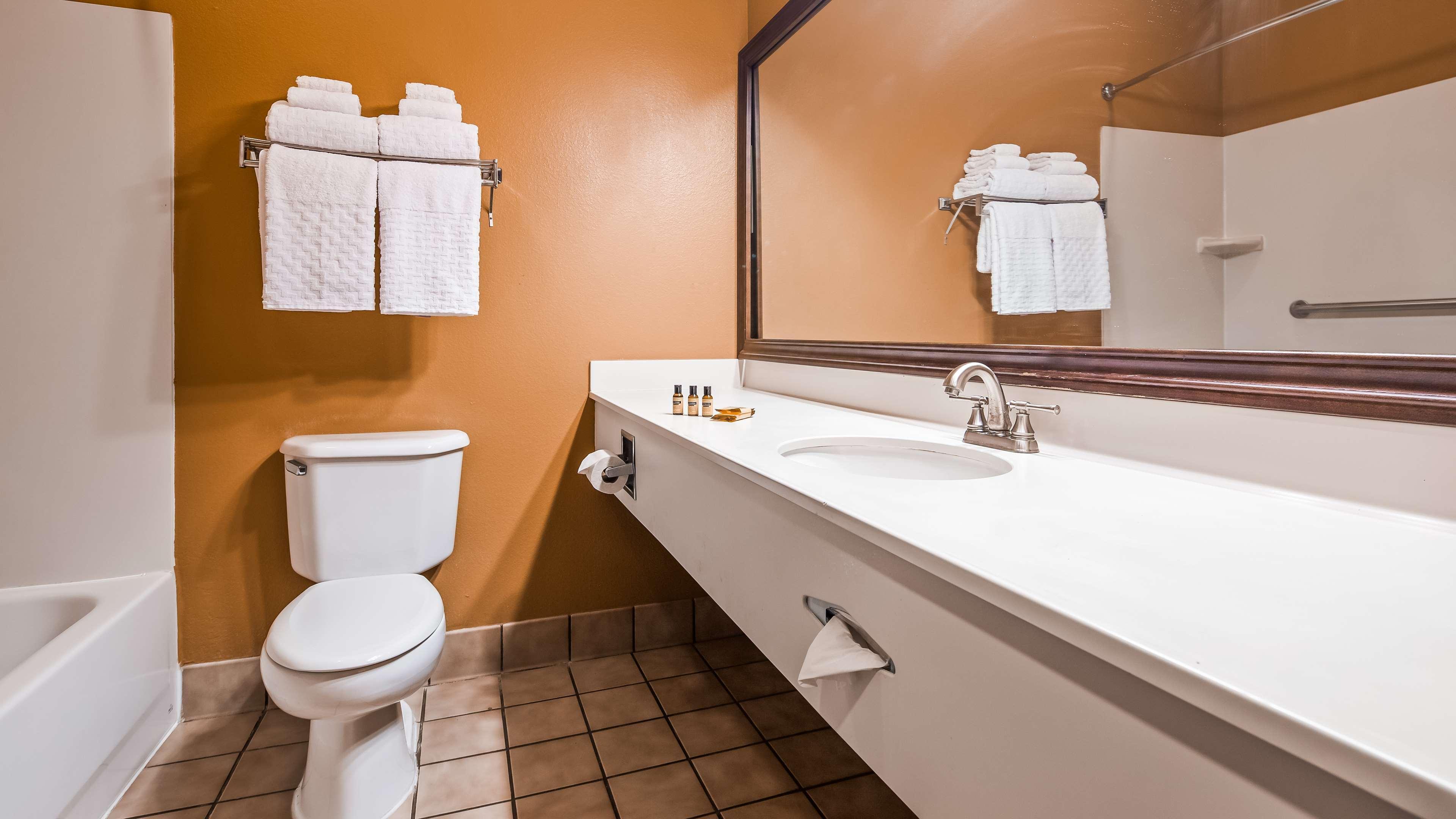 Best Western Plus Brandywine Inn & Suites Monticello Buitenkant foto