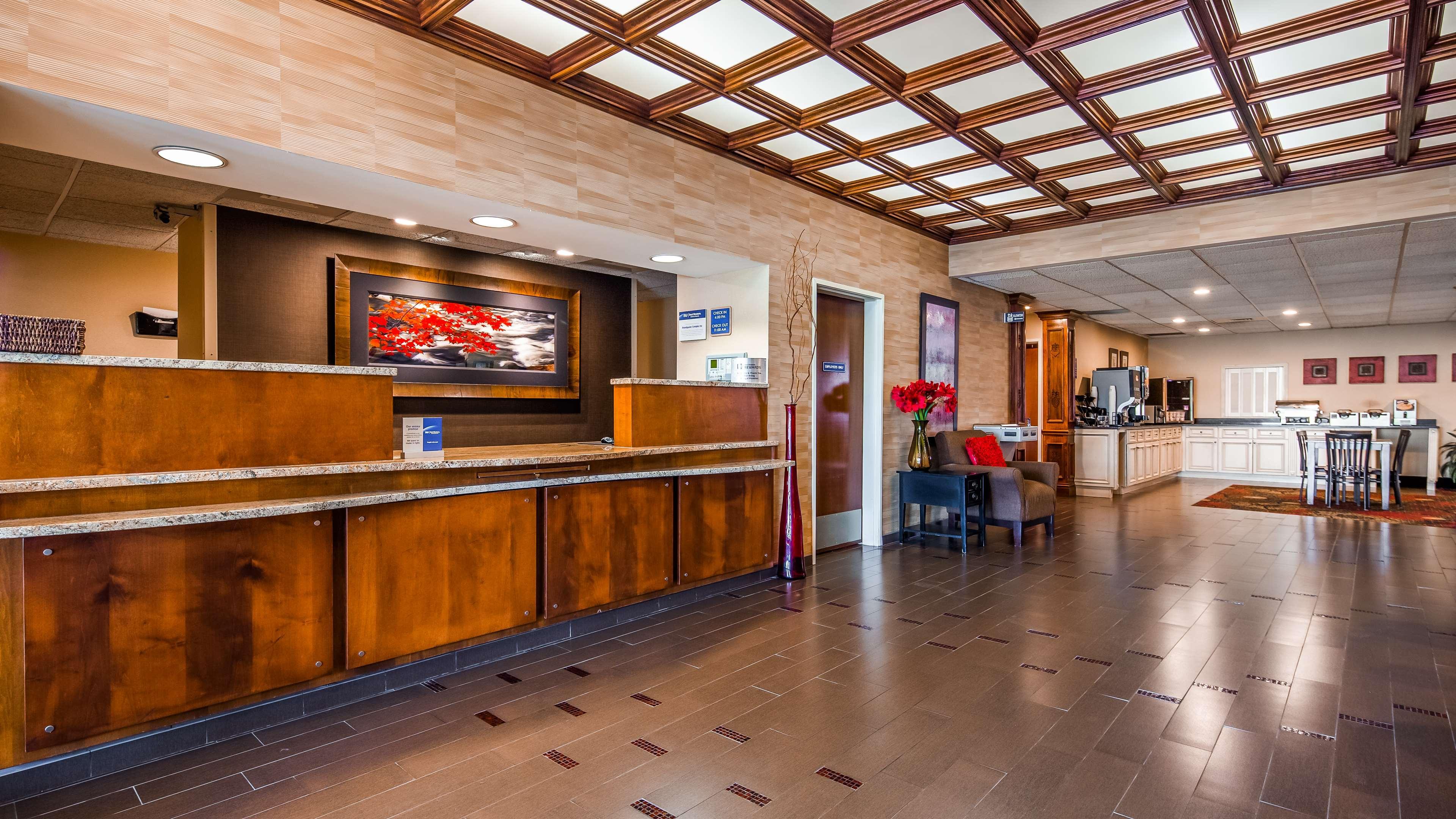 Best Western Plus Brandywine Inn & Suites Monticello Buitenkant foto