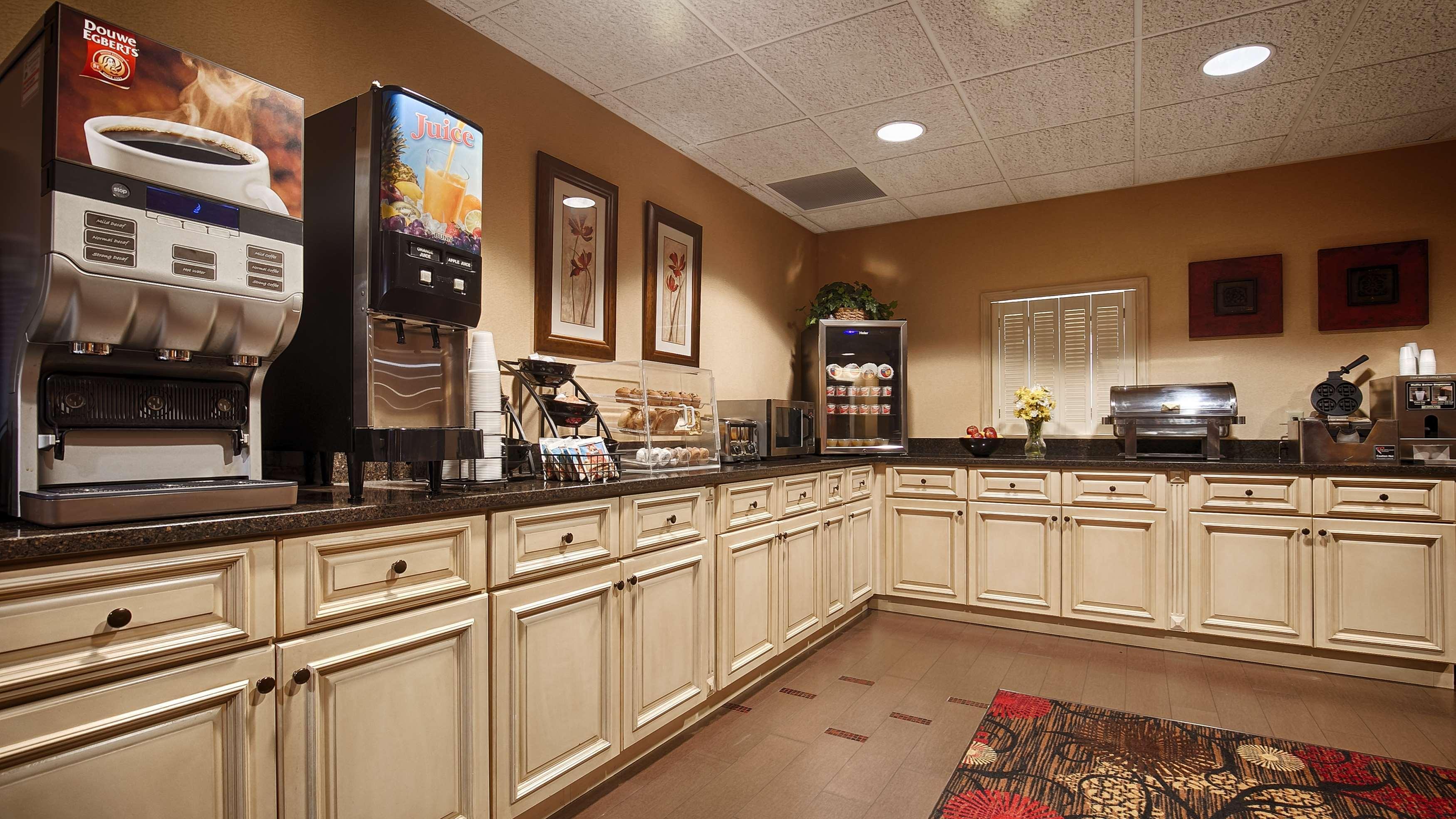 Best Western Plus Brandywine Inn & Suites Monticello Buitenkant foto