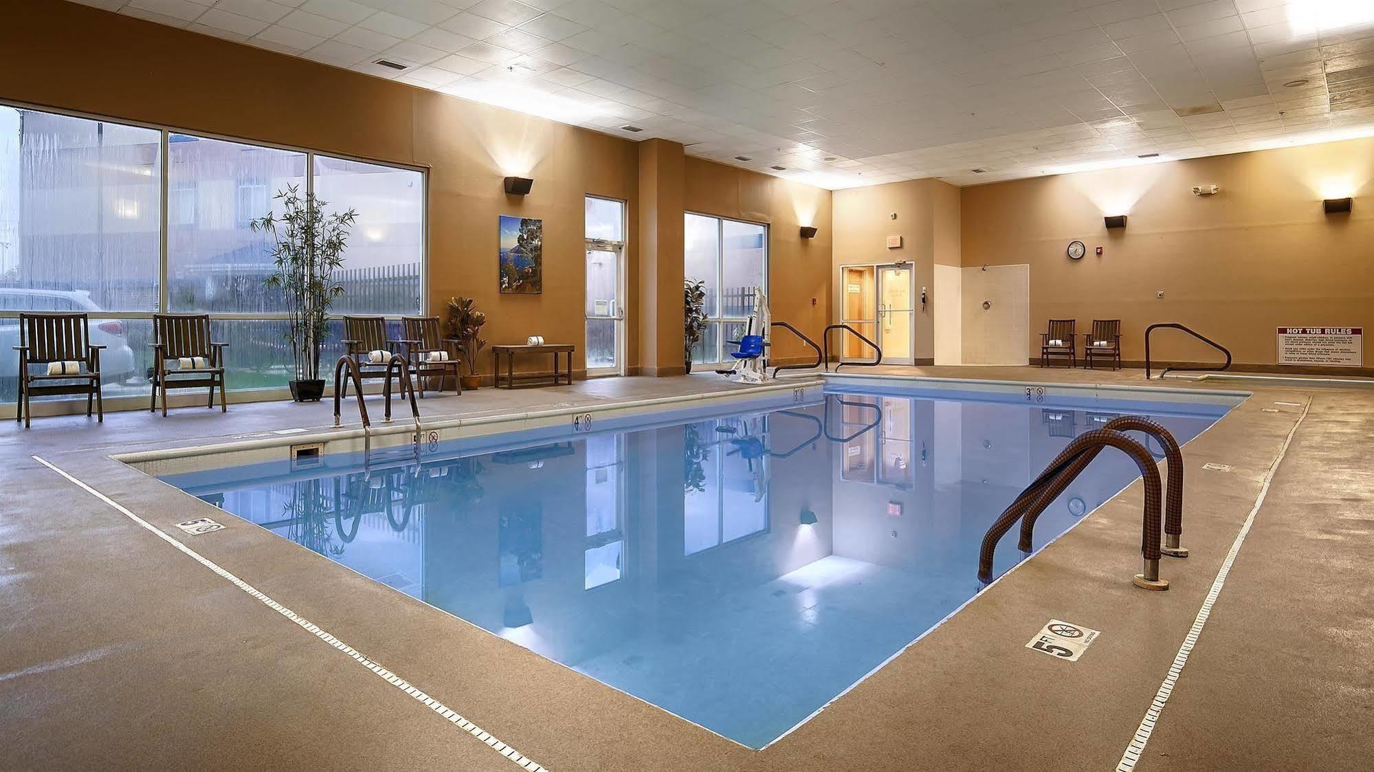 Best Western Plus Brandywine Inn & Suites Monticello Buitenkant foto